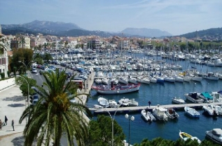  El Puerto de Sanary Sur Mer 